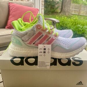 Adidas Ultraboost 1.0 - originally sell for $190. Brand new! Size 7-Never worn.